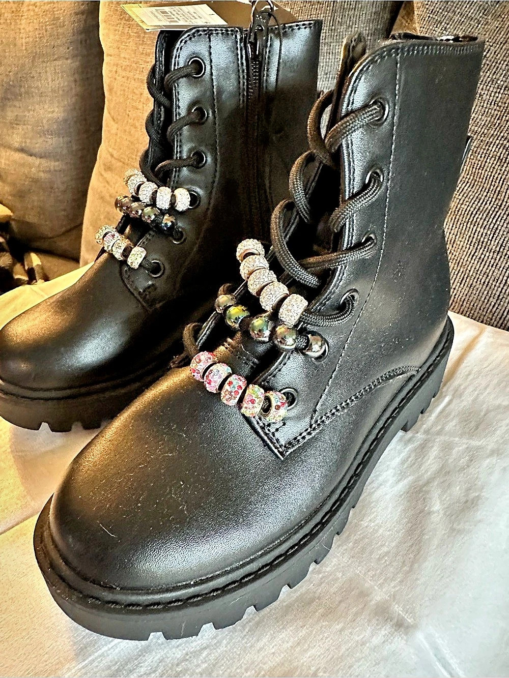 art class Girls' Bronx Lace-Up Combat Boots Black